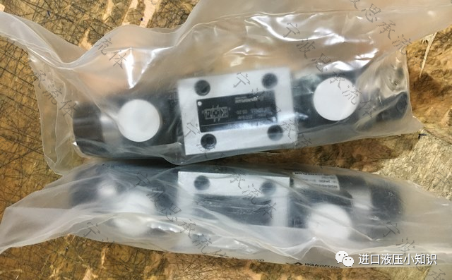 1668995901179619.png 640 (10).png